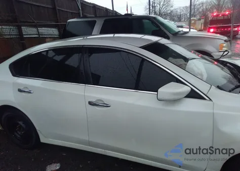 2014 Nissan Altima 2.5 S z USA, uszkodzony, nr VIN 1N4AL3APXEN220089